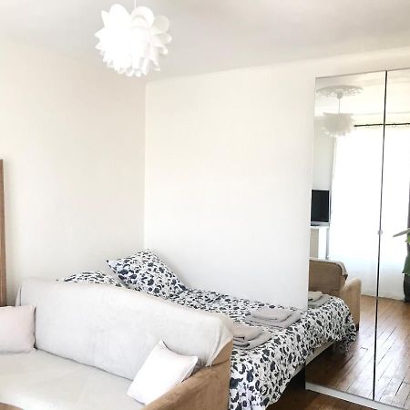 شقة بيتّو  في Cosy Studio Paris La Defense المظهر الخارجي الصورة